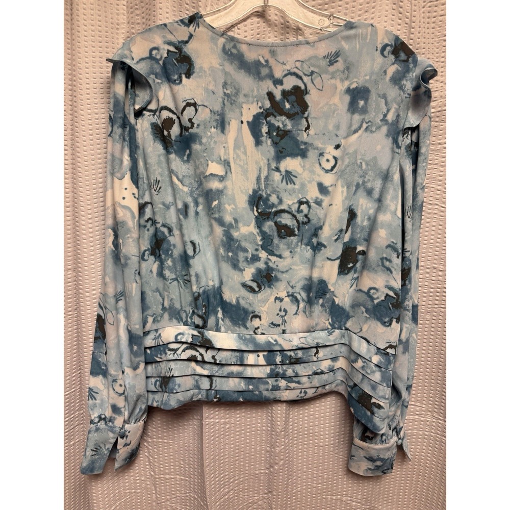 White House Black Market Banded Bottom Blouse Ruffle Shoulder Watercolor‎ Sz 14 - Picture 9 of 13